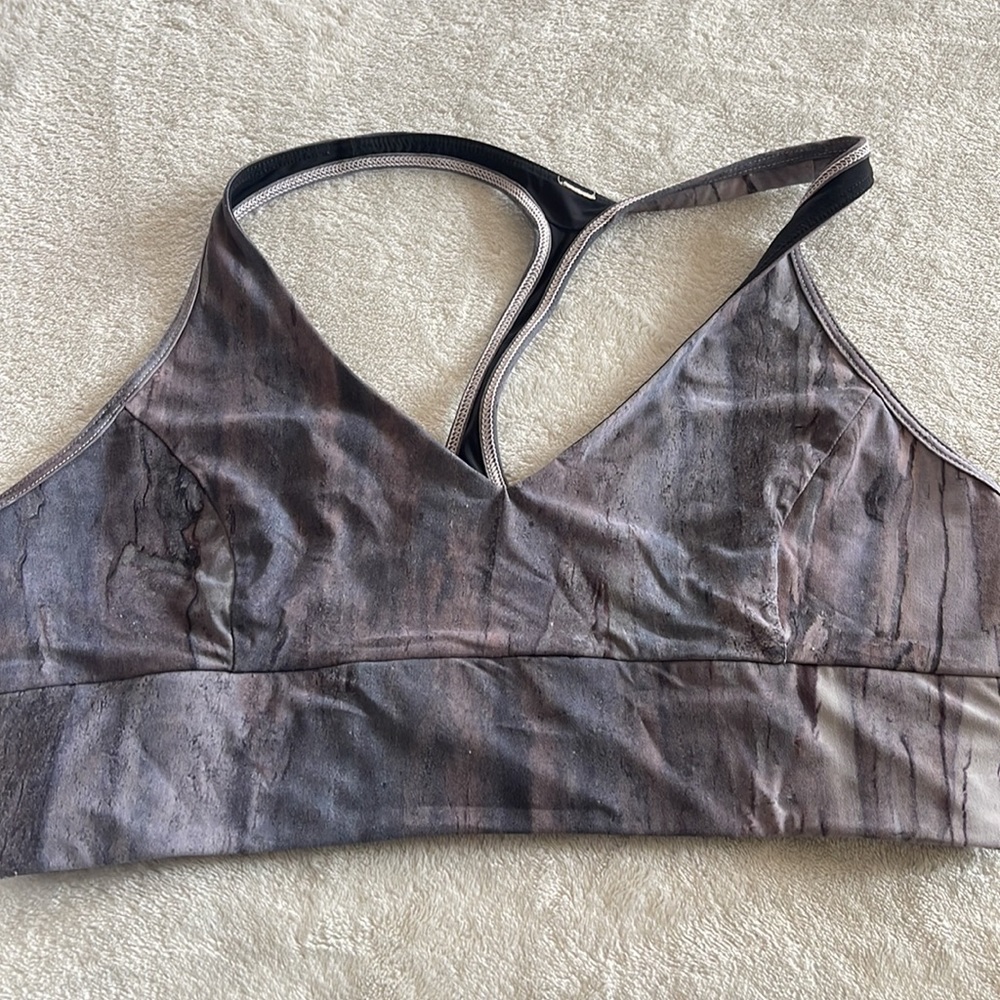 Lululemon athletica reversible bra size 8